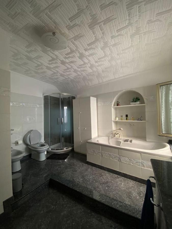 La Palma Di Rafe Apartment Genoa Exterior photo